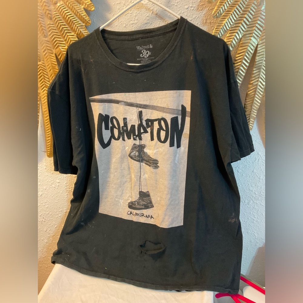 Compton California Tee Size XXL